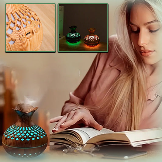 Diffuseur huiles essentielles en bois au design élégant, avec lumière douce, parfait pour créer une atmosphère relaxante chez soi