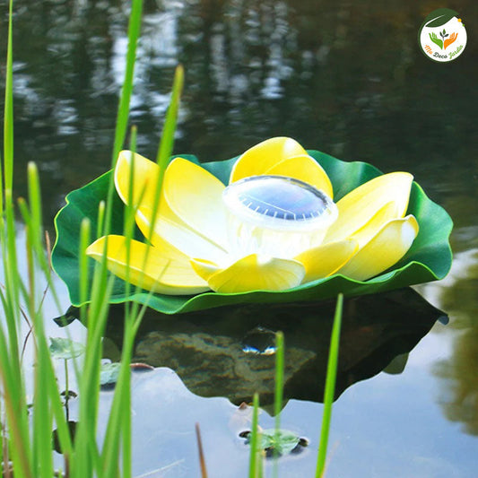 Lampe LED piscine lotus flottant avec fleurs jaunes et feuilles vertes, idéale pour décorer votre espace aquatique