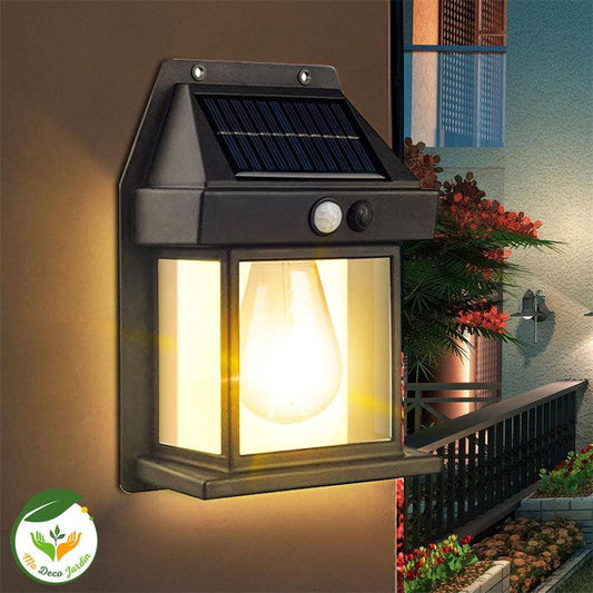 Lampe LED de jardin solaire élégante avec détecteur de mouvement, idéale pour illuminer les extérieurs avec style