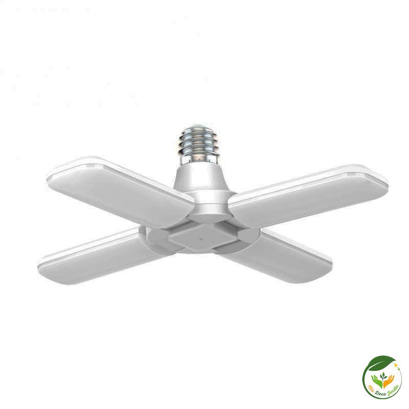 Plafonnier LED pliable en blanc avec un design moderne et quatre ailes pour un éclairage optimal dans votre espace