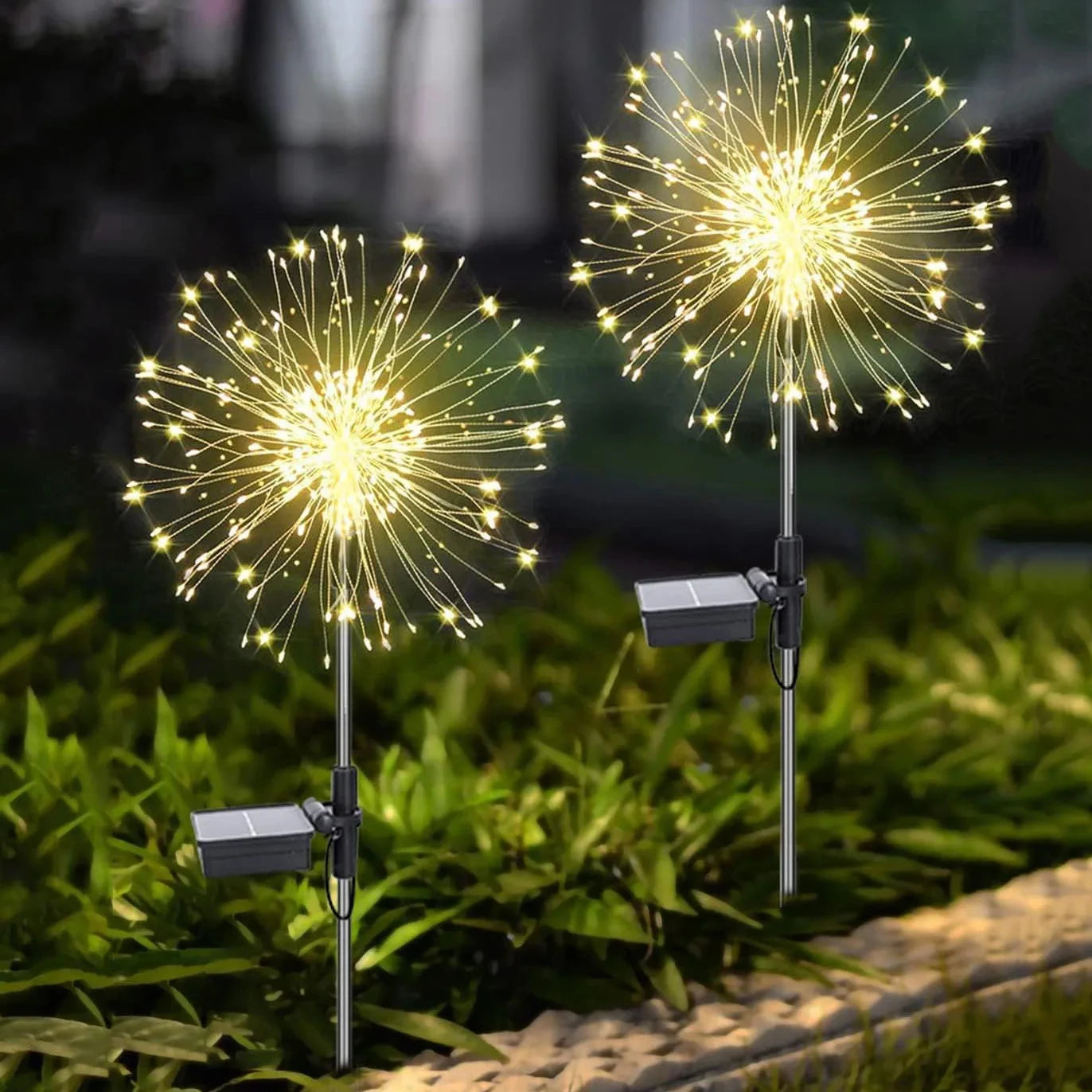 Guirlande solaire design unique en forme de feux d'artifice, illuminant le jardin avec des lumières scintillantes