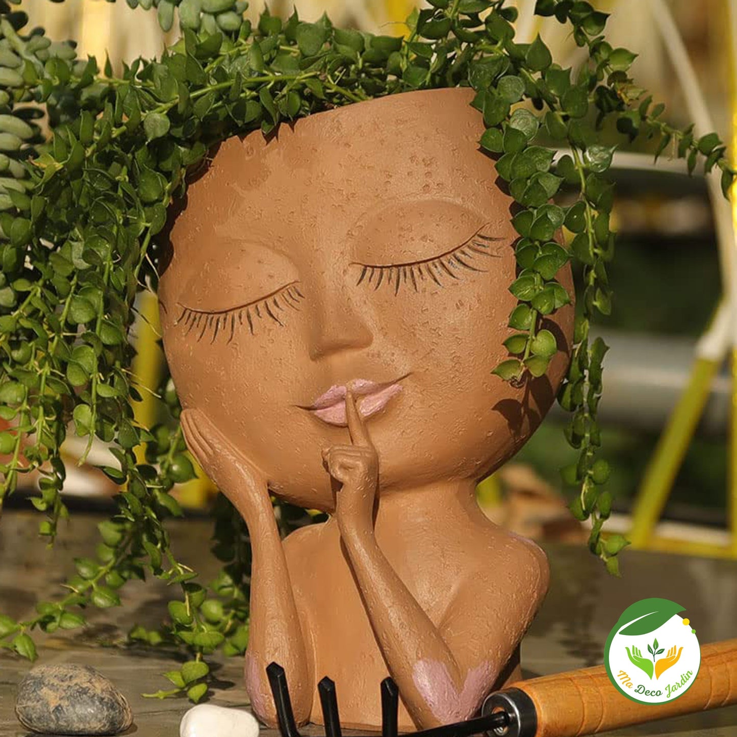 Pot de fleurs en visage de femme - Premium Pot de fleurs from Ma deco Jardin - Just $39.95! Shop now at Ma deco Jardin