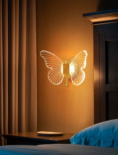 Applique murale salon moderne en forme de papillon LED, ajoutant une touche élégante à la décoration intérieure.