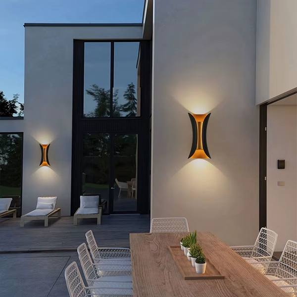 Luminaires exterieurs design pour terrasse et allee