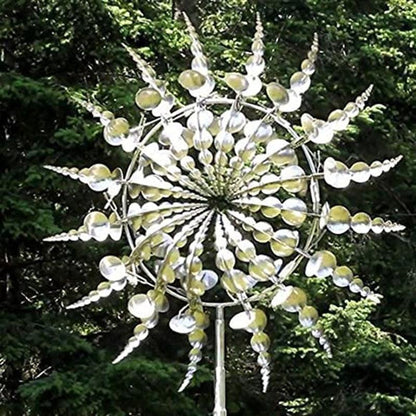 Moulin à vent jardin décoratif en acier inoxydable, design élégant avec des panneaux réfléchissants, ajoutant une touche moderne au jardin.