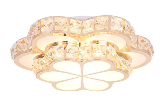 Plafonnier LED cristal design élégant avec un motif en fleur et des cristaux scintillants pour un décor moderne