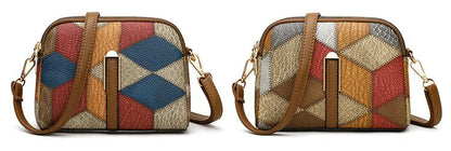 Sac bandoulière femme au style chic avec motif géométrique coloré, parfait pour compléter vos accessoires mode femme chic
