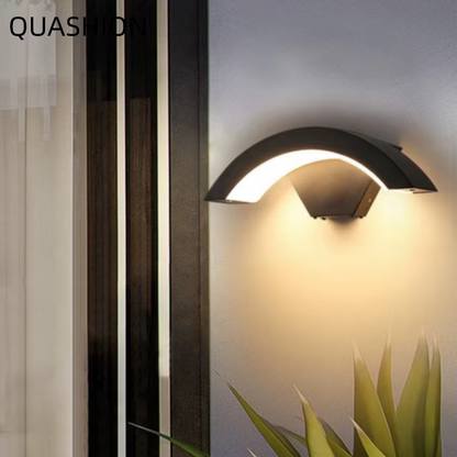 Applique Murale pour Extérieur – Trirayon Élégance