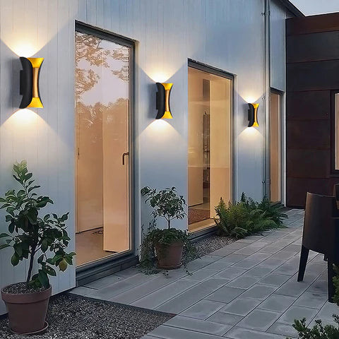 Éclairage solaire extérieur design pour jardin applique murale