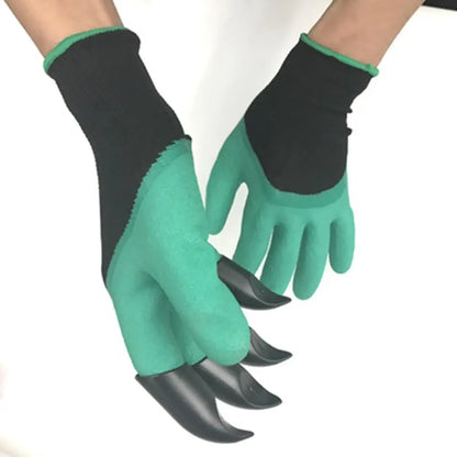 Gants de jardinage en latex verts avec griffes en plastique noir, idéaux pour le jardinage efficace et confortable