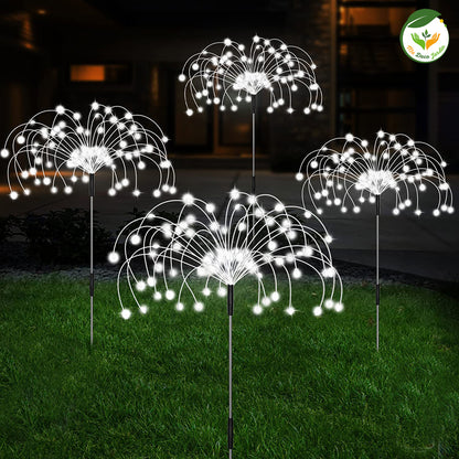 Guirlande lumineuse solaire élégante avec des lumières blanches scintillantes, idéale pour décorer votre jardin la nuit