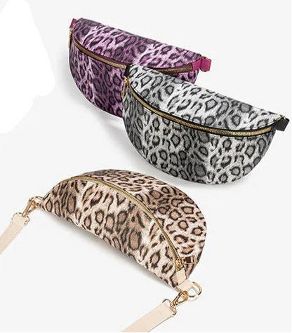 Sac banane tendance femme en plusieurs couleurs avec motif léopard et fermeture Éclair dorée pour un look moderne