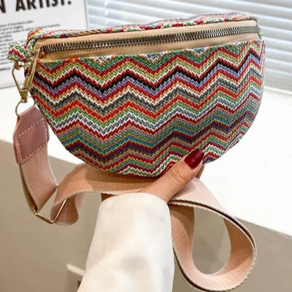 Sac banane femme chic avec motif rayé coloré, pratique pour un style moderne et tendance